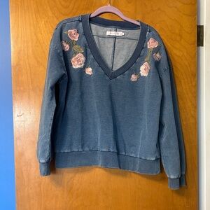 Billy T Floral Embroidered V-Neck Sweater L